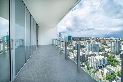 3006-700 Ne 26th Ter, Miami, FL, 33137-5585 | Card Image