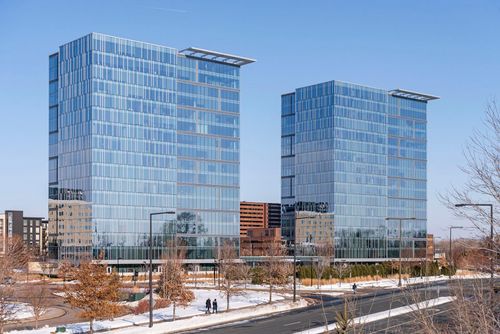 unit-706-8151 33rd Ave S, Bloomington, MN, 55425-4524 | Card Image