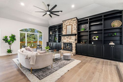 606 Blue Hills Dr, Dripping Springs, TX, 78620-3907 | Card Image