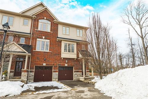 8-4165 Upper Middle Rd, Burlington, ON, L7M0V4 | Card Image