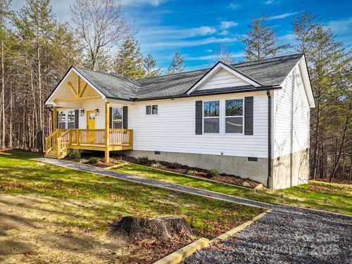 170 Lake Mountain View Dr, Marion, NC, 28752-2799 | Card Image