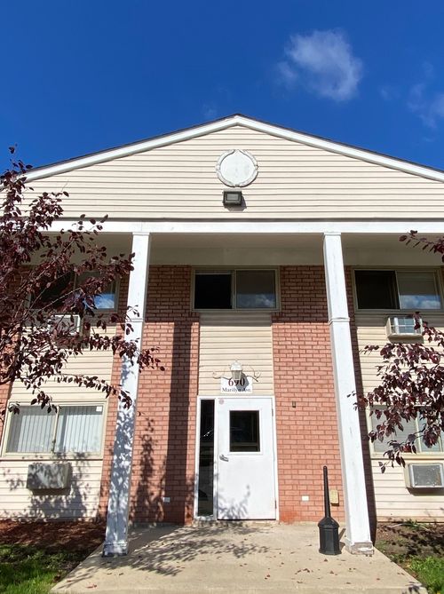 apt-203-690 Marilyn Ave, Glendale Heights, IL, 60139-2951 | Card Image