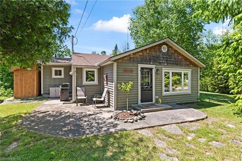 282 Widgeon Cove Rd, Northern Bruce Peninsula, ON, N0H2T0 | Card Image