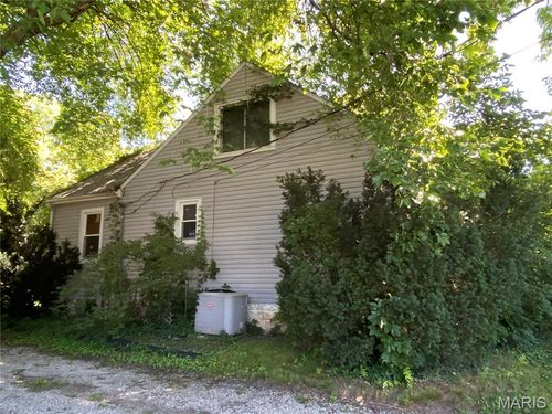 311 S Belt W, Belleville, IL, 62220 | Card Image