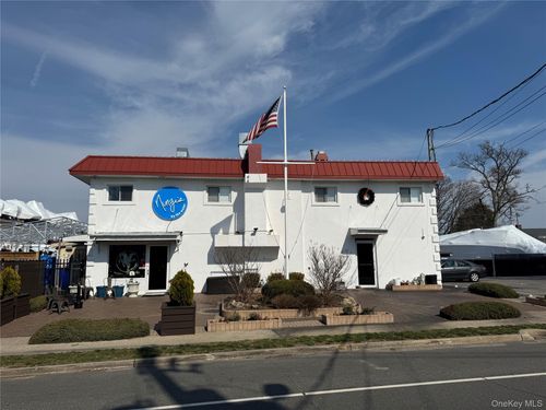 505 S Main St, Freeport, NY, 11520-5116 | Card Image