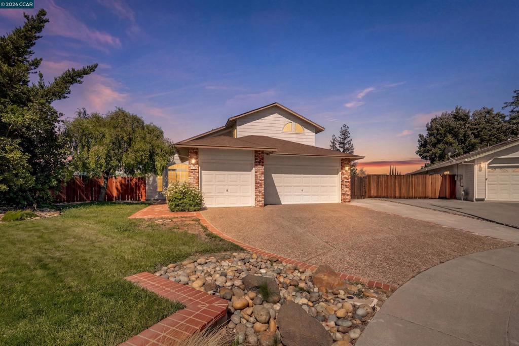 Residential in Oakley