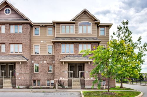 125 Windswept Private, Blossom Park - Airport and Area, ON, K1V0Z4 | Card Image