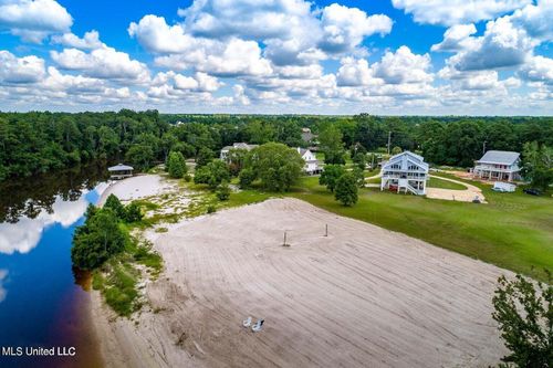 3293 Sandy Bluff Dr, D'Iberville, MS, 39540-8163 | Card Image