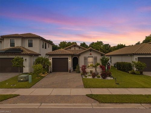 8805 Madrid Cir, NAPLES, FL, 34104-6226 | Card Image