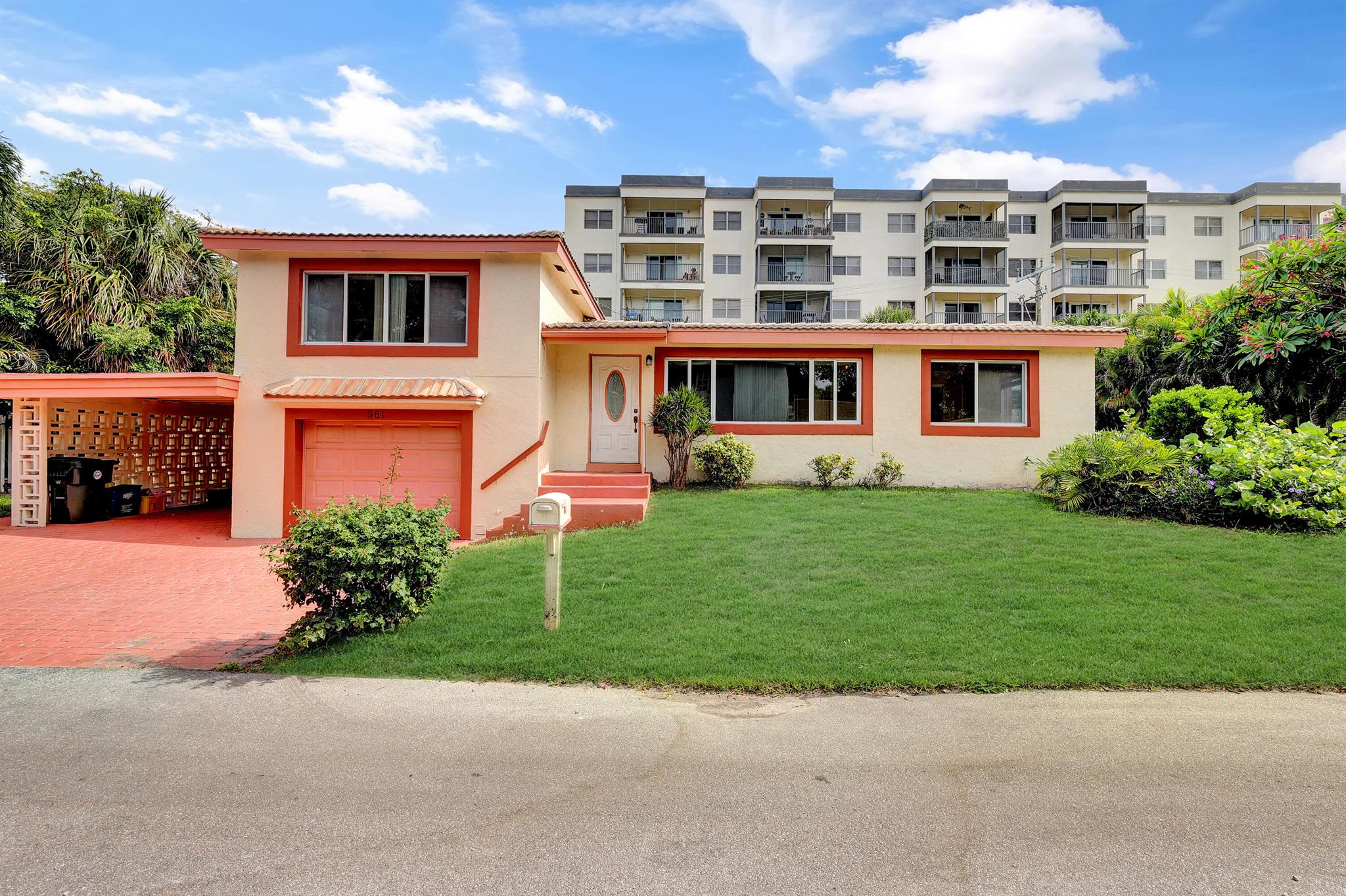 Lake Wyman Rd, Boca Raton, FL 33431