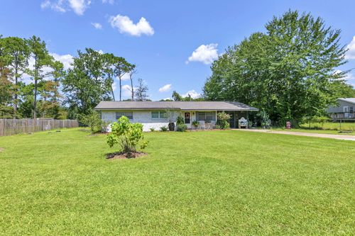 90 Jones Dr, Freeport, FL, 32439-4234 | Card Image
