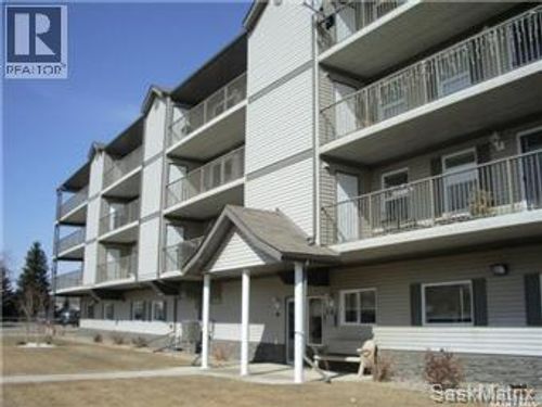 405-701 Henry St, Estevan, SK, S4A2B7 | Card Image