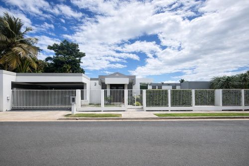 A24 Hastings, GUAYNABO, PR, 00966 | Card Image