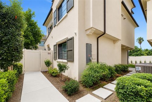 318 California St, Arcadia, CA, 91006 | Card Image
