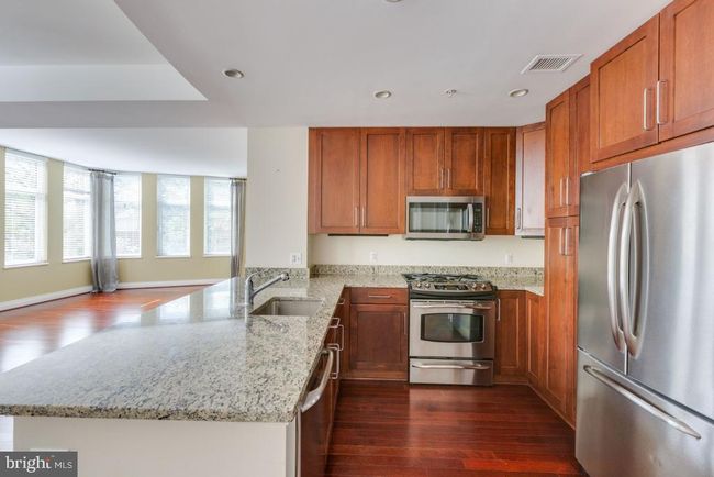 APT-217 - 8220 Crestwood Heights Dr, Condo with 2 bedrooms, 2 bathrooms and null parking in MCLEAN VA | Image 15