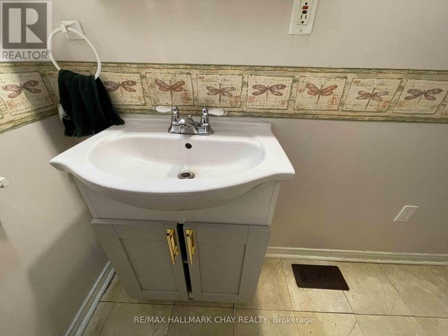 85 Mississauga Ave, House other with 3 bedrooms, 2 bathrooms and 4 parking in Elliot Lake ON | Image 10