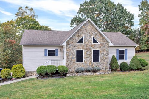 440 N Church Dr, Hardy, VA, 24101-2618 | Card Image