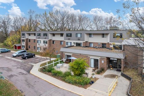 2-3200 Maple Ave, Slayton, MN, 56172-1482 | Card Image