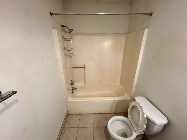 APT-57 - 519 Scott Rd, Condo with 2 bedrooms, 2 bathrooms and null parking in Waterbury CT | Image 11