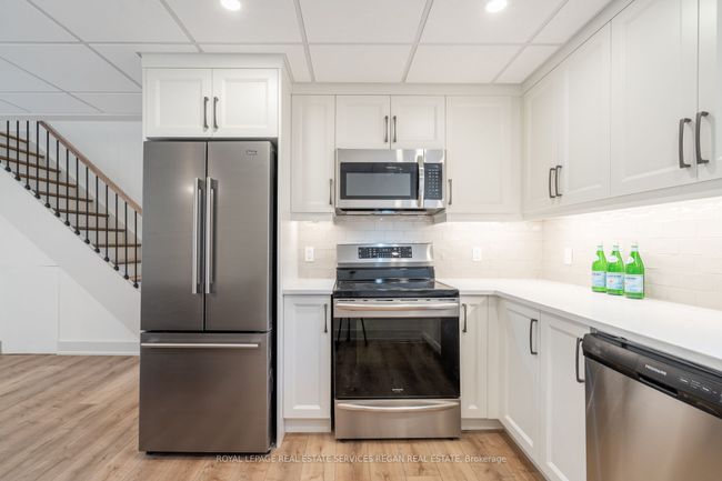 267 Dundurn St S, Home with 2 bedrooms, 2 bathrooms and 1 parking in Hamilton ON | Image 15