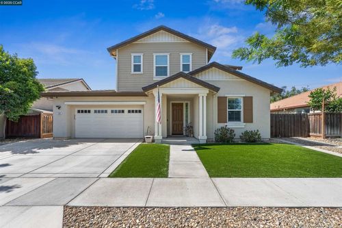 504 Vivian St, Brentwood, CA, 94513-1596 | Card Image