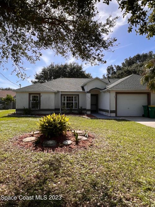 117 Gator Dr, Merritt Island, FL, 32953-8139 | Card Image
