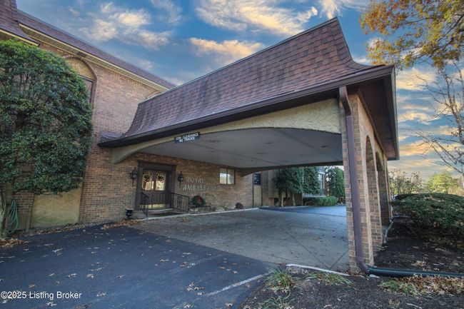 203 - 1600 Gardiner Ln, Condo with 2 bedrooms, 2 bathrooms and null parking in Louisville KY | Image 30