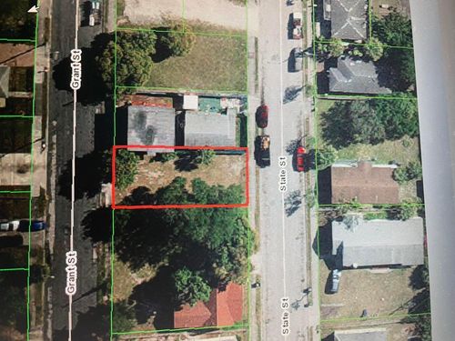 1017 State St, West Palm Beach, FL, 33407-6227 | Card Image