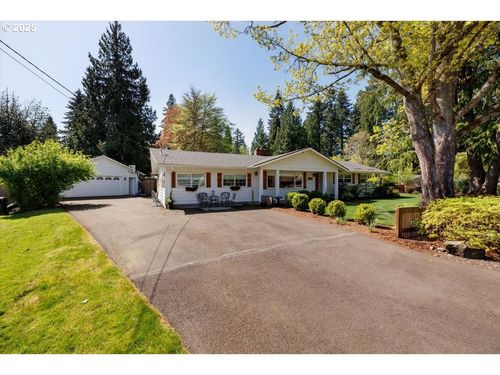 3880 Calaroga Cir, West Linn, OR, 97068-1001 | Card Image