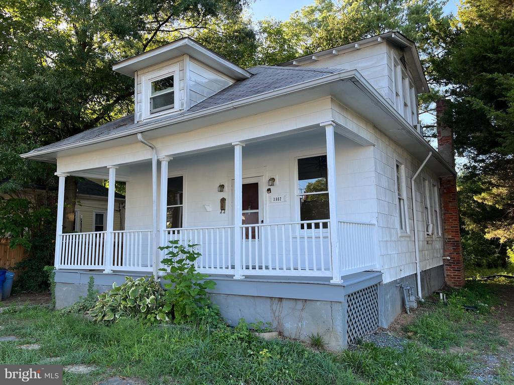 Parkwood St, Brentwood, MD 20722