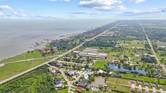 254 Debbie Ln, House other with 2 bedrooms, 2 bathrooms and null parking in San Leon TX | Image 37