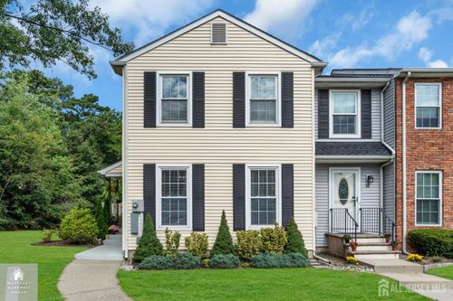 49 Lantern Ln, Sayreville, NJ, 08872-2200 | Card Image