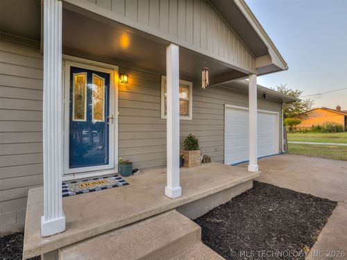 5603 E 96th St N, Sperry, OK, 74073-4556 | Card Image
