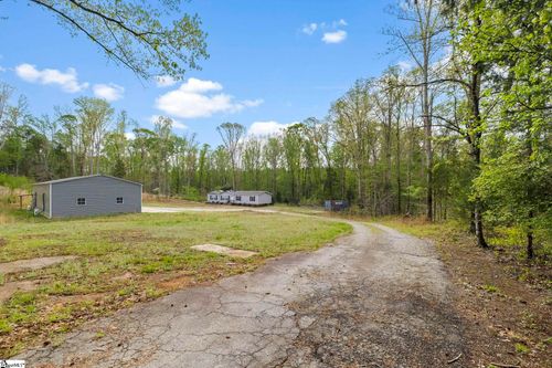 10795 Highway 252, Ware Shoals, SC, 29692-3153 | Card Image