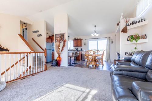 7650 Church St, Clear Lake, MN, 55319-4571 | Card Image