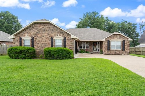 803 Katie Ln, Siloam Springs, AR, 72761-8858 | Card Image