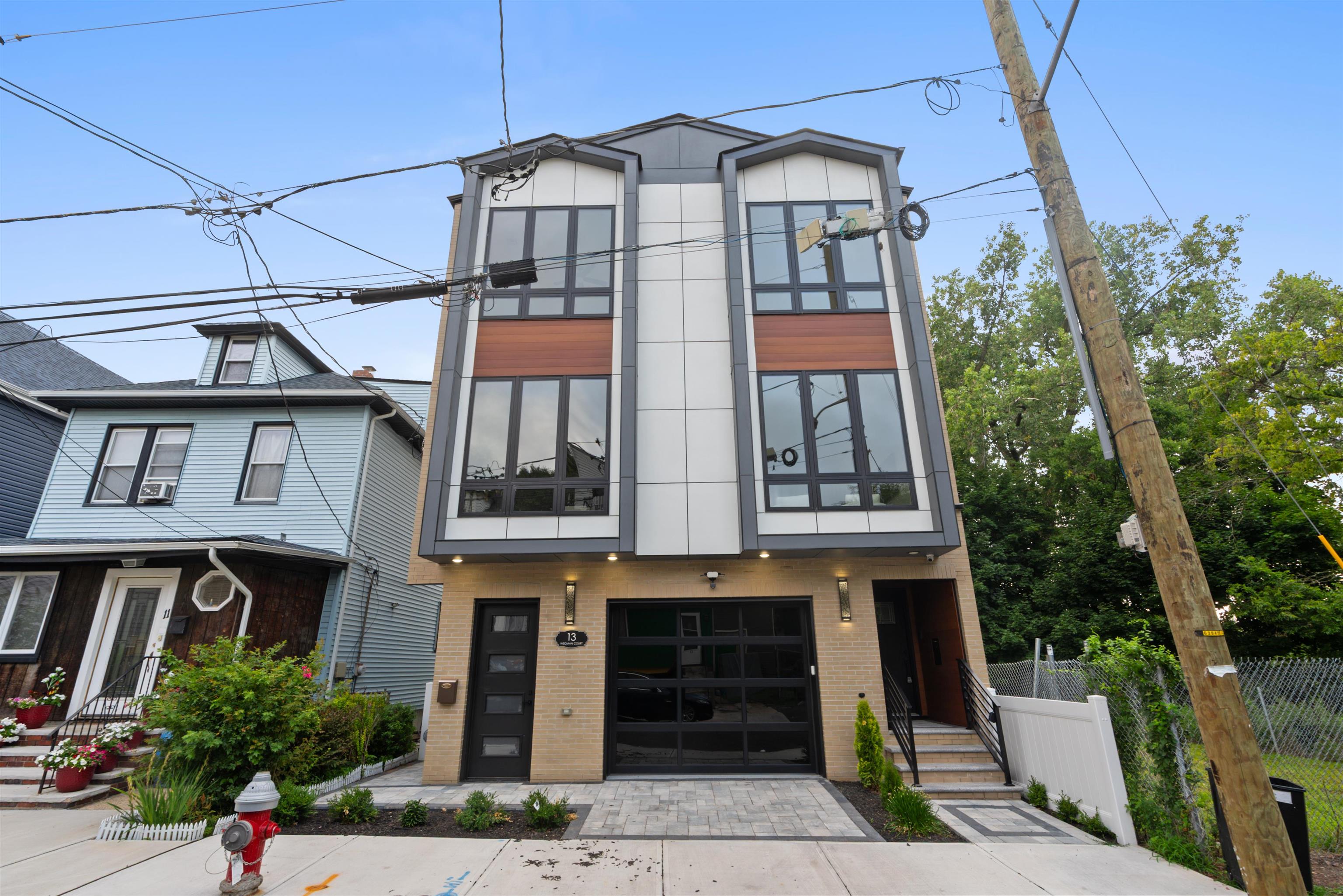 Residential in JC, Bergen-Lafayett 3