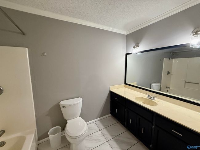 100 Lakepoint Dr, House other with 3 bedrooms, 3 bathrooms and null parking in Gadsden AL | Image 14