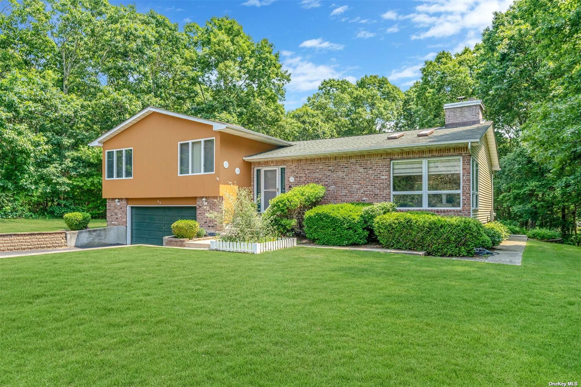 John Ln, Manorville, NY 11949