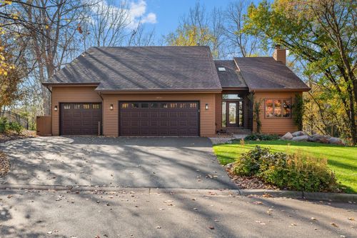 14451 Wellington Rd, Wayzata, MN, 55391-2439 | Card Image