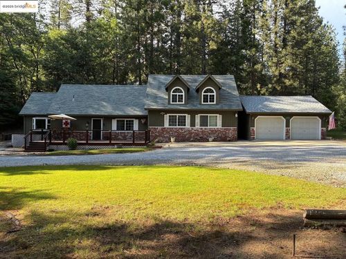 18732 Middle Camp Sugar Pine Rd, Twain Harte, CA, 95383-9701 | Card Image