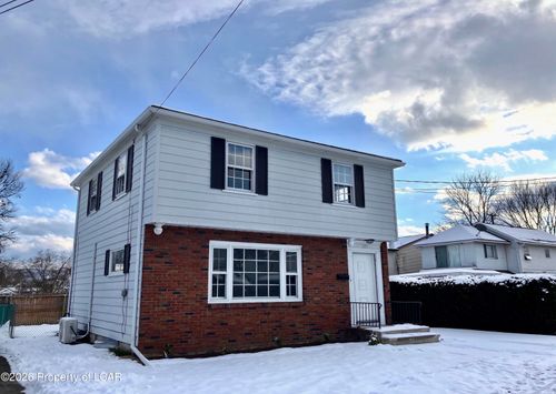 1051 Murray St, Forty Fort, PA, 18704-4017 | Card Image