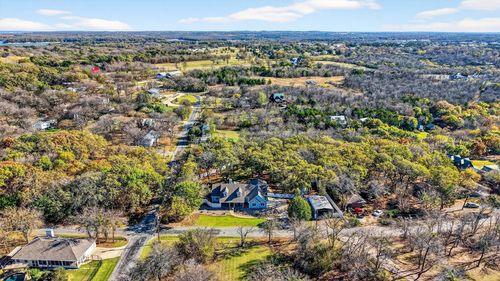 380 Crescent Dr, Pottsboro, TX, 75076-3186 | Card Image