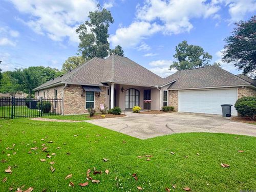 18945 Poujeaux Ave, Baton Rouge, LA, 70817-7659 | Card Image