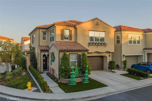 1232 E Providence Loop, Placentia, CA, 92870-4224 | Card Image