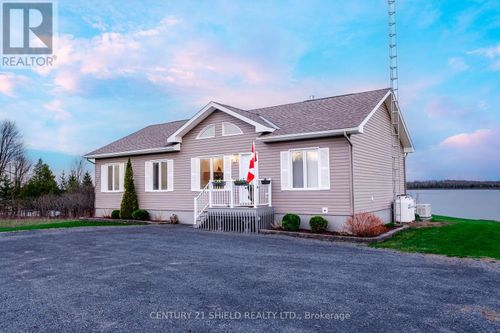 19053 Masterson Rd, North Glengarry, ON, K0C1B0 | Card Image