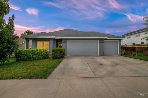 1567 Cinder Loop, Mountain Home, ID, 83647-6343 | Card Image