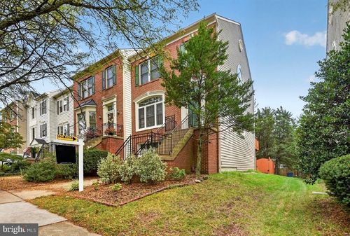 25352 Herring Creek Dr, CHANTILLY, VA, 20152-4401 | Card Image