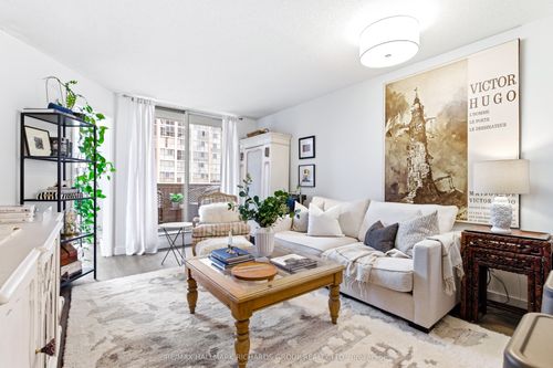 501-60 Homewood Ave, Toronto, ON, M4Y2X4 | Card Image