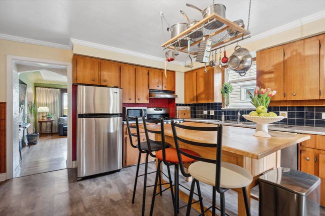 1216 Edinburgh St, House other with 5 bedrooms, 3 bathrooms and 2 parking in New Westminster BC | Image 16